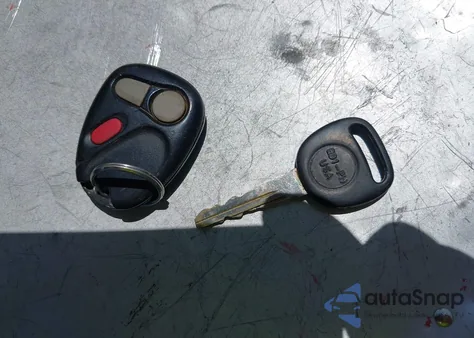 2002 Chevrolet Silverado 1500 Ls из США, поврежденный, VIN 2GCEC19VX21425833